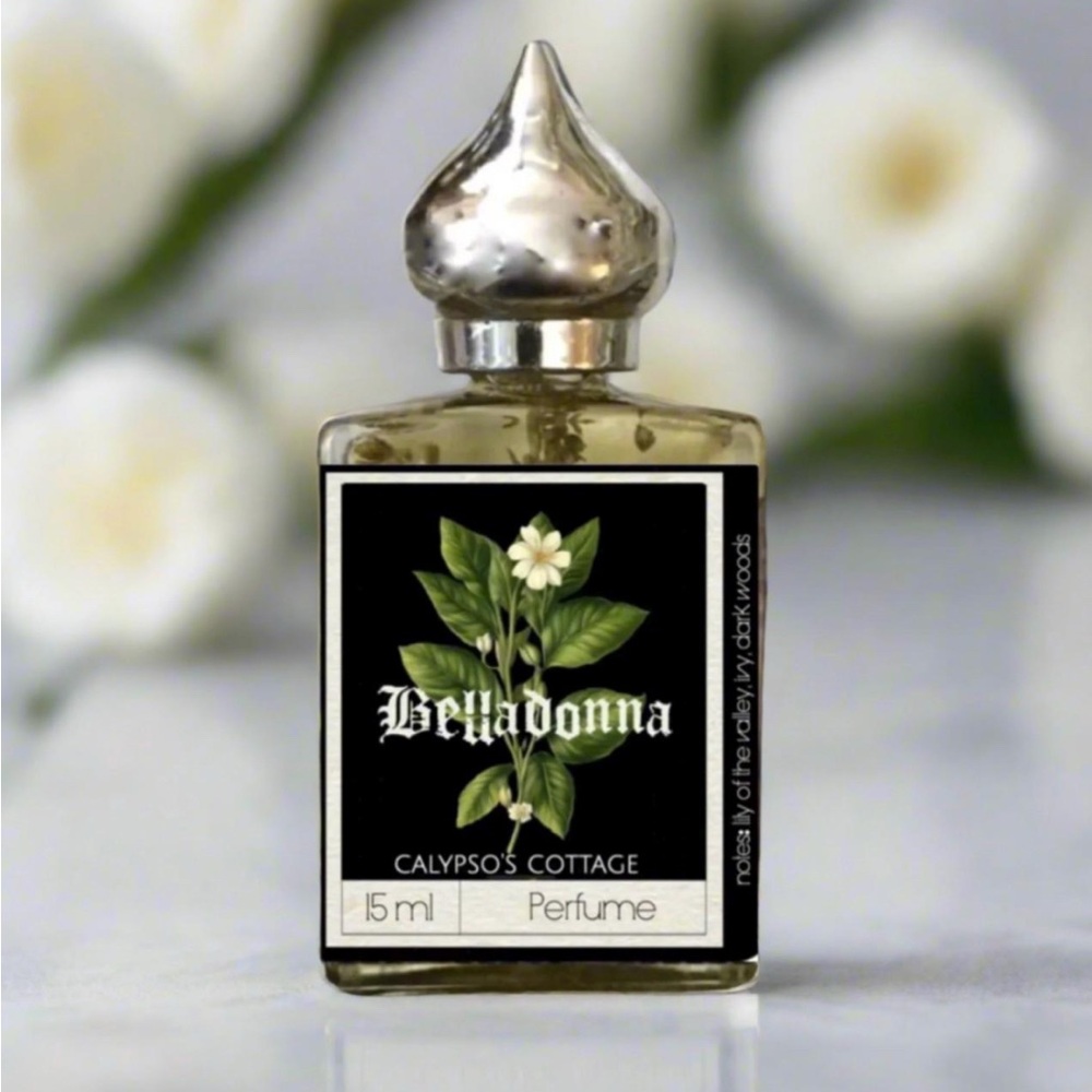 Belladonna 15 ml perfume oil with rollerball cap - Picture 2 of 2